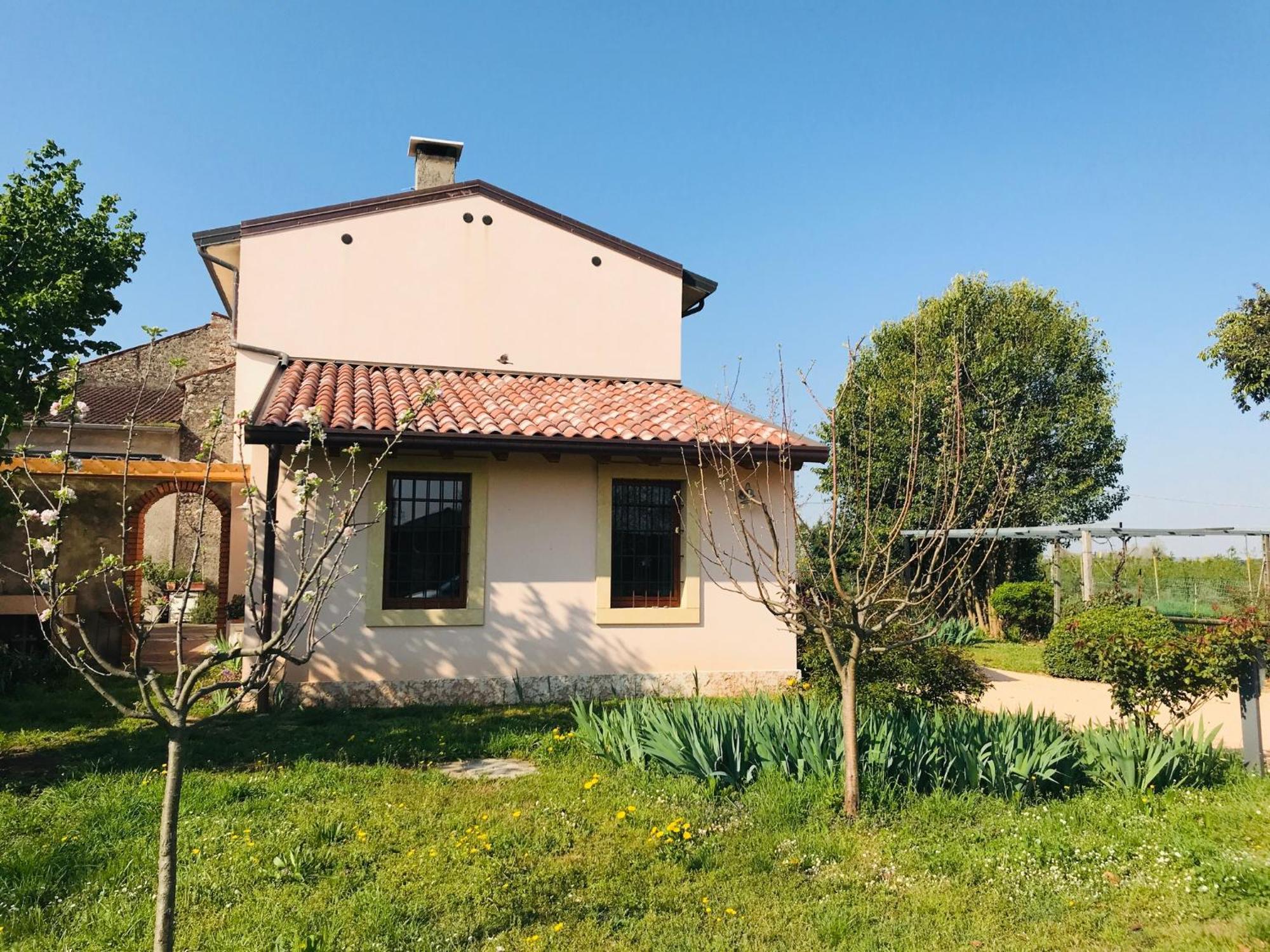 דוסובונו Una Casa Di Campagna מראה חיצוני תמונה